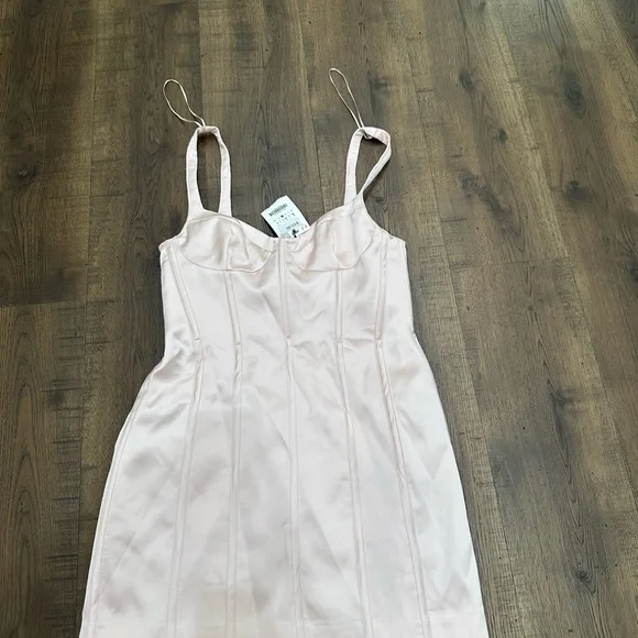 Zara Blush Pink Dress - Picture 5 of 5